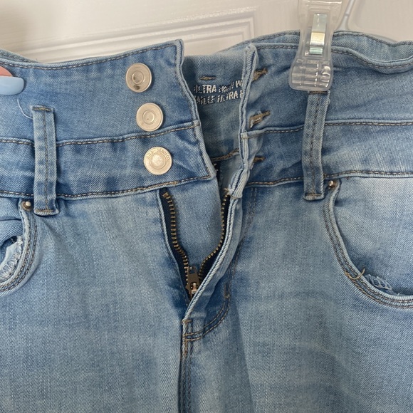 Garage Ultra High Waist Better Booty Jeans - Picture 4 of 5